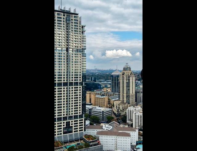 2 BEDROOM APARTMENT FOR SALE IN SANDTON CENTRAL